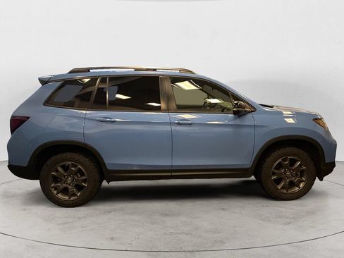 Used 2024 Honda Passport TrailSport image 6