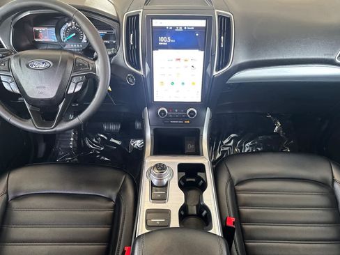 Used 2022 Ford Edge SEL AWD/4WD image 3