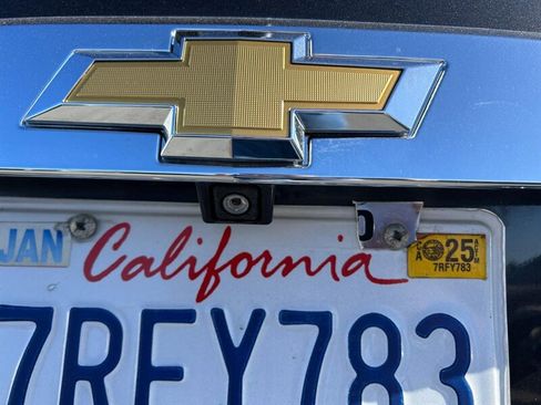 Used 2016 Chevrolet Traverse LTZ FWD image 17