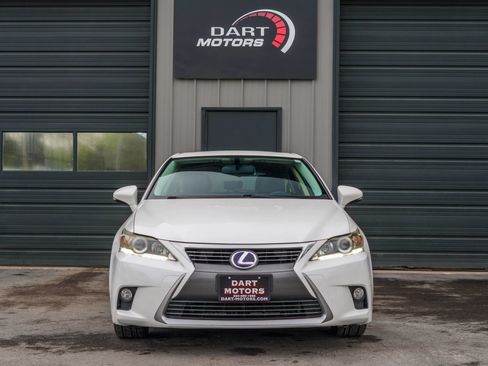 Used 2015 Lexus CT 200h FWD image 2