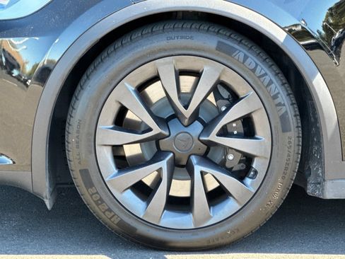 Used 2024 Tesla Model X AWD/4WD image 27