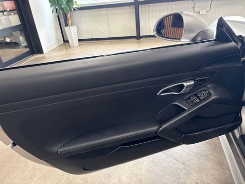 Used 2013 Porsche Boxster S RWD image 40