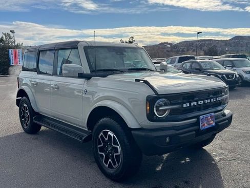 New 2025 Ford Bronco Outer Banks image 7