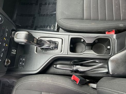 Used 2020 Ford Ranger XLT w/ Equipment Group 301A Mid image 16