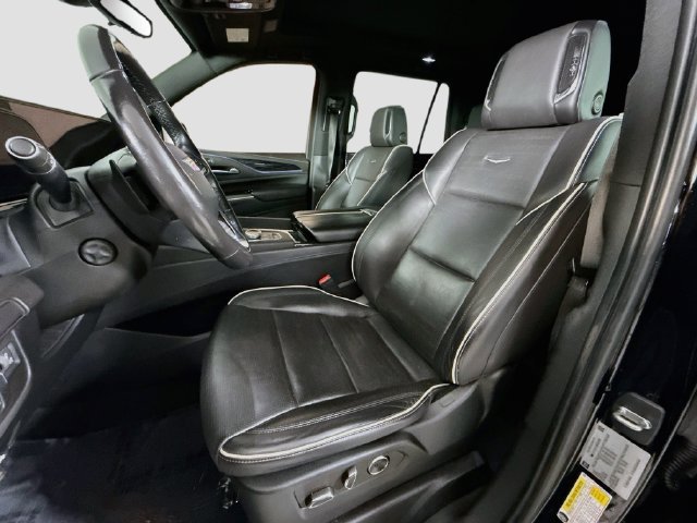 Used 2021 Cadillac Escalade Sport RWD image 21