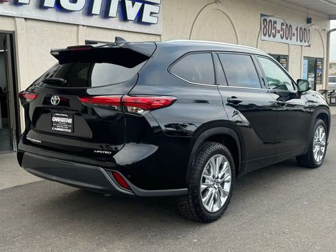 Used 2020 Toyota Highlander Limited FWD image 4
