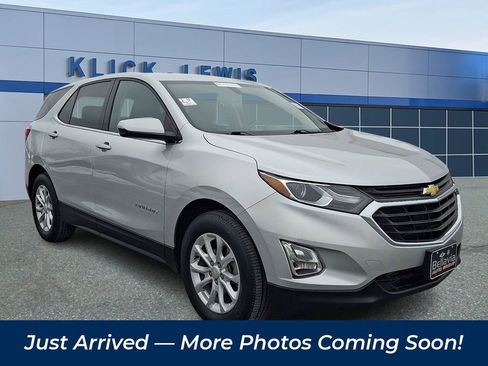 Used 2019 Chevrolet Equinox LT image 1