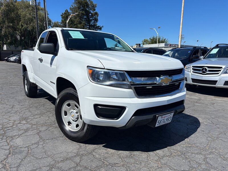 Used 2018 Chevrolet Colorado W/T w/ WT Convenience Package AWD/4WD image 1