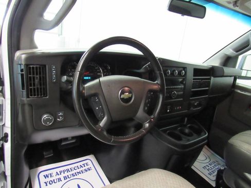 Used 2021 Chevrolet Express 2500 w/ Driver Convenience Package image 35