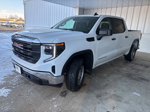 Used 2025 GMC Sierra 1500 Pro image 3