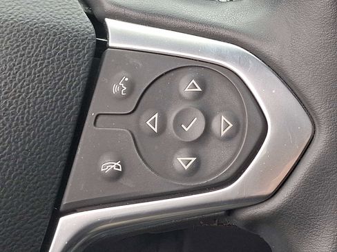 Used 2023 Chevrolet Traverse LT AWD/4WD image 22