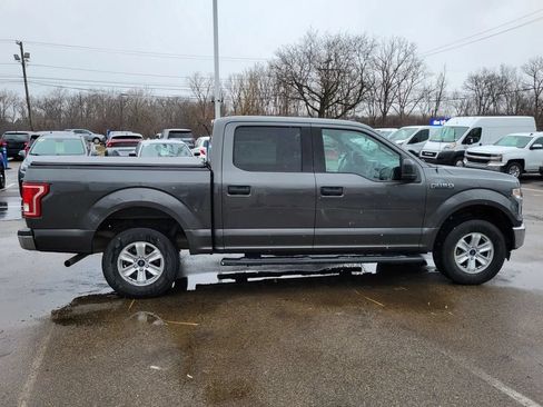Used 2017 Ford F150 XLT AWD/4WD image 3