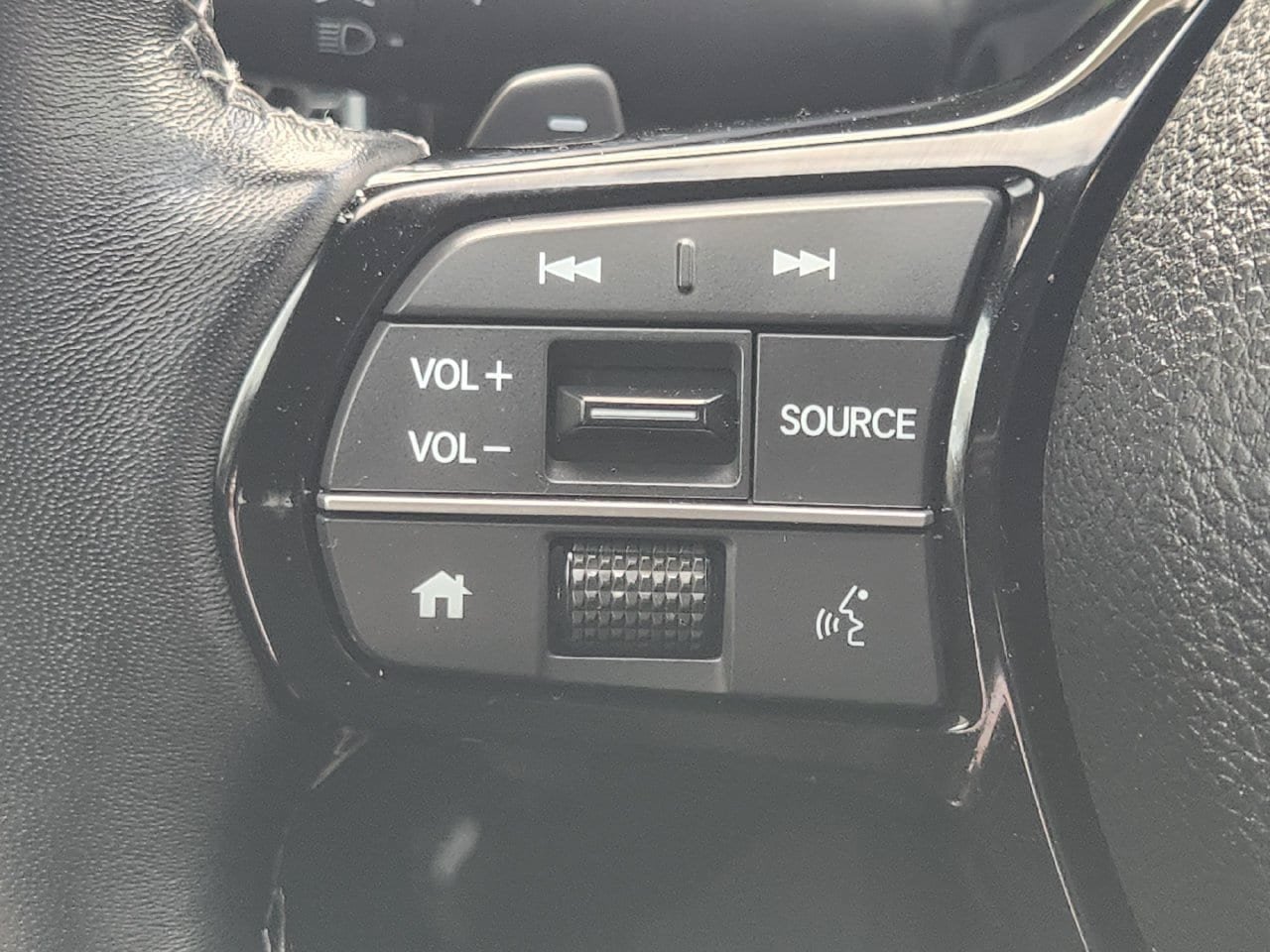 Used 2025 Honda Civic Sport image 27
