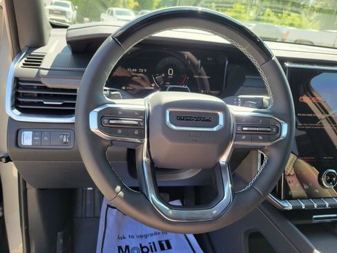 New 2026 GMC Acadia Denali w/ Super Cruise Package image 13