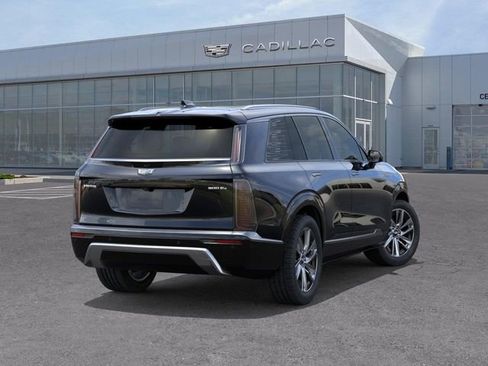 New 2026 Cadillac Vistiq Luxury AWD/4WD image 4