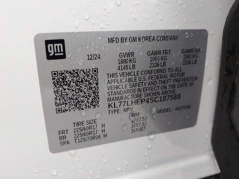 Used 2025 Chevrolet Trax LT w/ Driver Confidence Package image 34