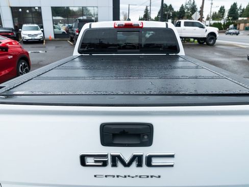 Used 2022 GMC Canyon Elevation image 7