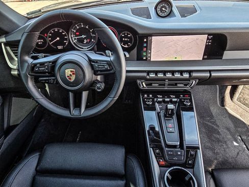 Used 2024 Porsche 911 Carrera image 31