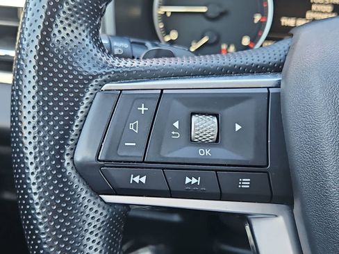 Used 2024 Mitsubishi Outlander SE image 25