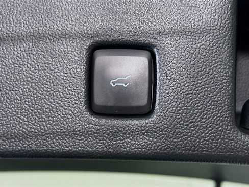 Used 2024 Ford Escape Active AWD/4WD image 29