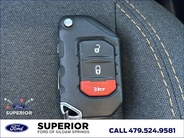 Used 2024 Jeep Wrangler Unlimited AWD/4WD image 22