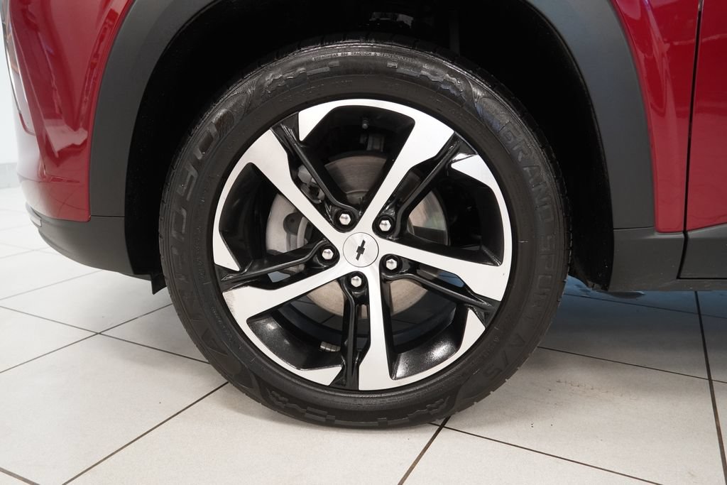 Used 2024 Chevrolet Trax RS FWD image 15