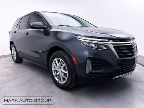 Used 2022 Chevrolet Equinox LT image 1