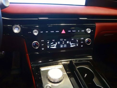 Used 2025 Genesis G80 2.5T Sport Prestige AWD/4WD image 20