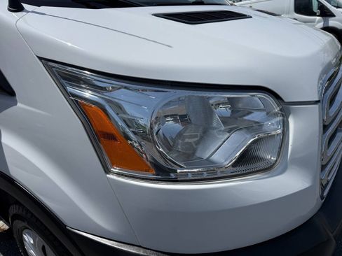 Used 2019 Ford Transit 250 130 Low Roof w/ Exterior Upgrade Package RWD image 38