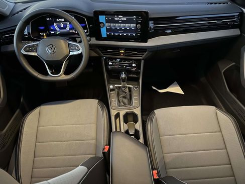 New 2026 Volkswagen Jetta SE image 11