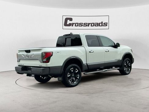 Used 2024 Nissan Titan Platinum Reserve w/ Moonroof Package AWD/4WD image 5