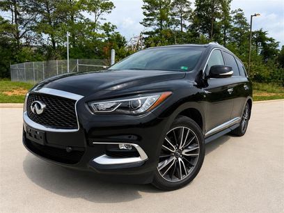Used 2016 INFINITI QX60 Luxe w/ Deluxe Technology Package