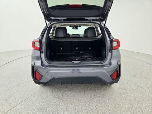 Used 2024 Subaru Crosstrek 2.5i Limited w/ Crosstrek Mirror Package image 15