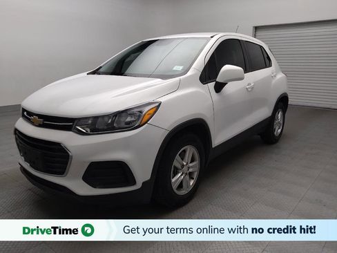 Used 2019 Chevrolet Trax LS w/ Tint and Cruise Package image 1