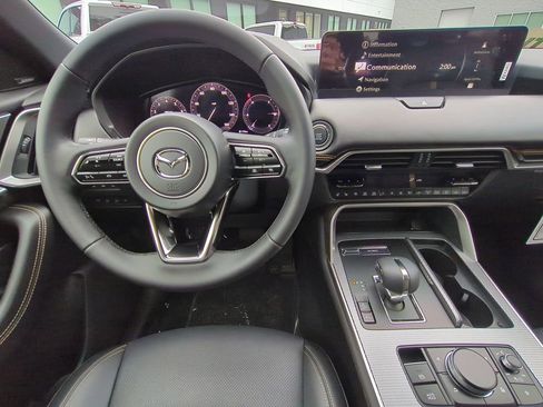 New 2026 MAZDA CX-90 3.3 Turbo w/ Premium Plus Pkg image 16