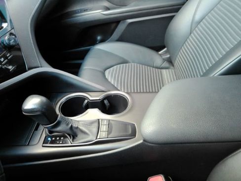 Used 2023 Toyota Camry SE w/ Convenience Package image 40