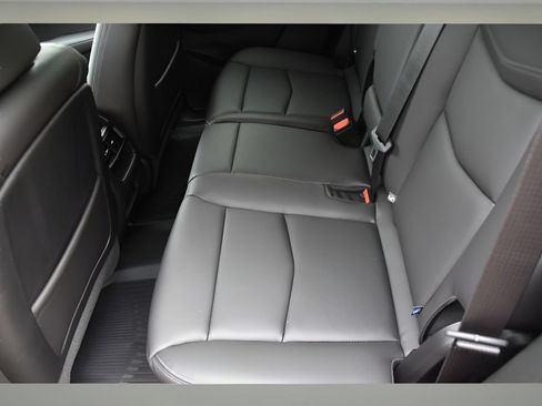 Used 2026 Cadillac XT5 Luxury w/ LPO, Floor Liner Package FWD image 14