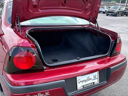 Used 2005 Chevrolet Impala FWD image 30