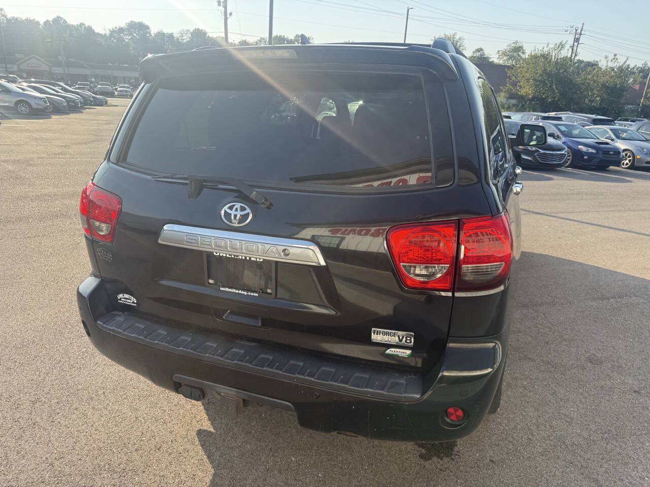 Used 2016 Toyota Sequoia Limited AWD/4WD image 9