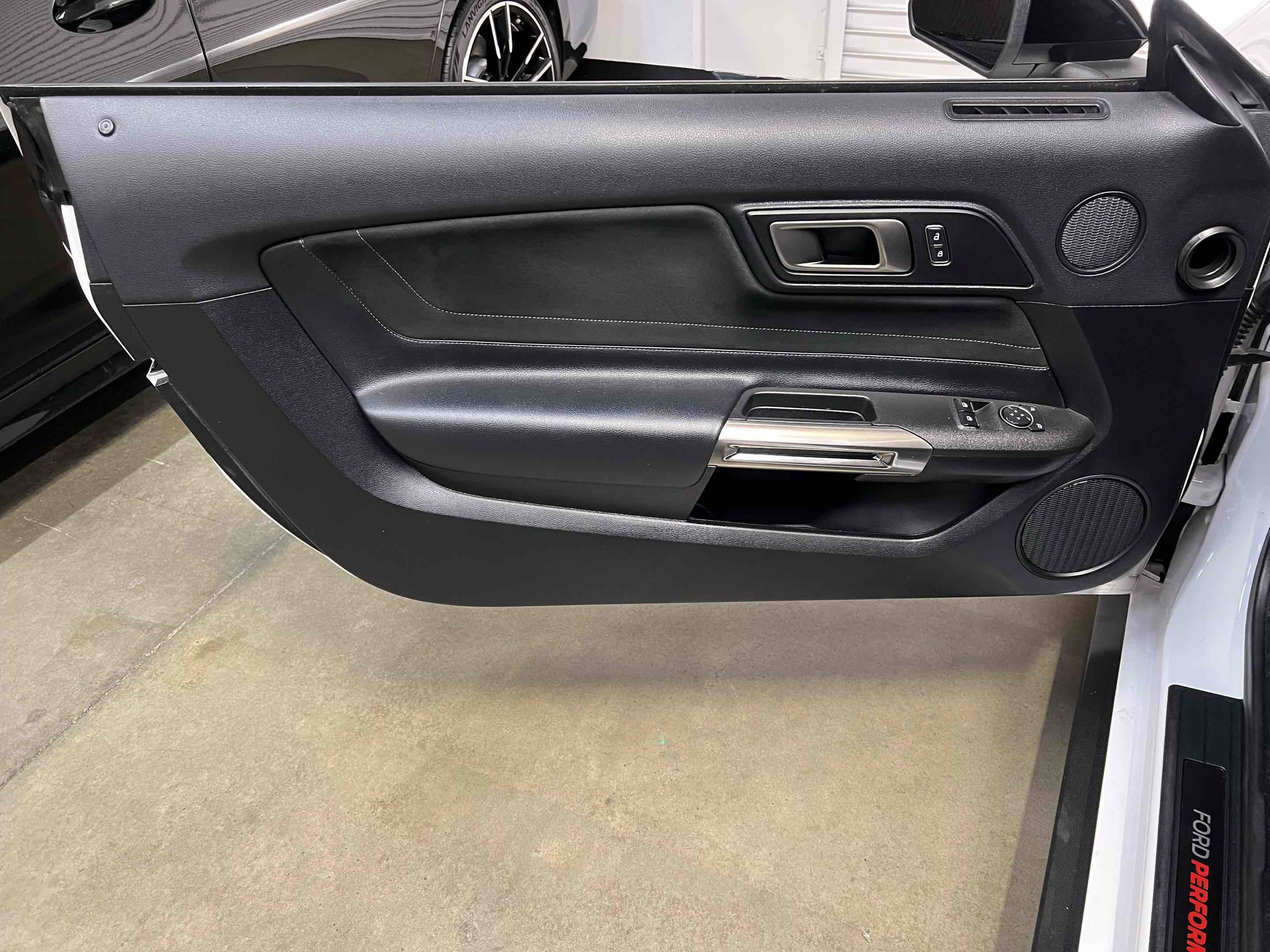 Used 2017 Ford Mustang Shelby GT350 RWD image 73