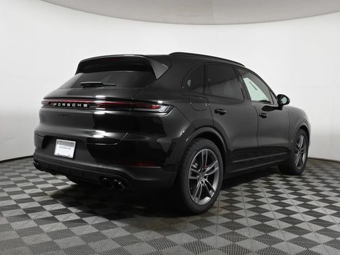 Used 2026 Porsche Cayenne S AWD/4WD image 7