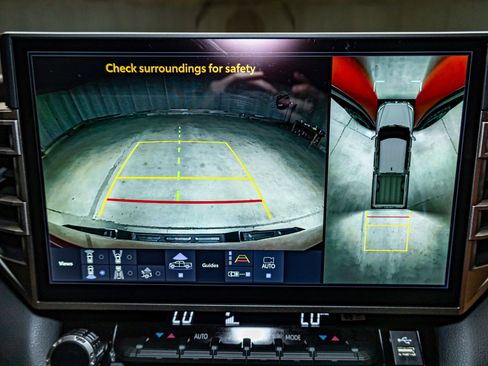 Used 2026 Toyota Tundra Limited image 23