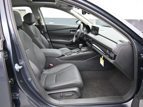New 2025 Honda Accord EX-L image 34