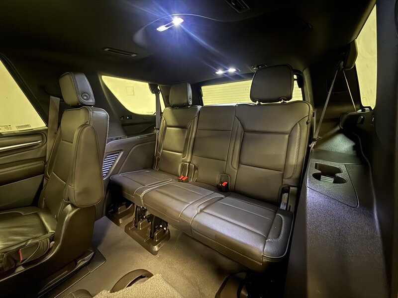 Used 2021 GMC Yukon Denali w/ Denali Premium Package AWD/4WD image 35