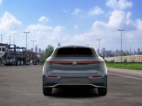 New 2026 Toyota Crown Platinum AWD/4WD image 8