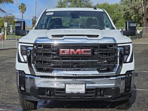 New 2024 GMC Sierra 3500 Pro w/ Fleet Convenience Package RWD image 16