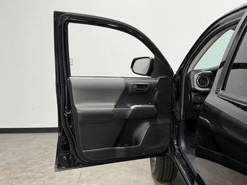 Used 2023 Toyota Tacoma SR5 w/ Technology Package RWD image 14