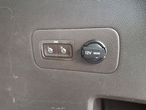 Used 2019 Hyundai Santa Fe AWD image 13
