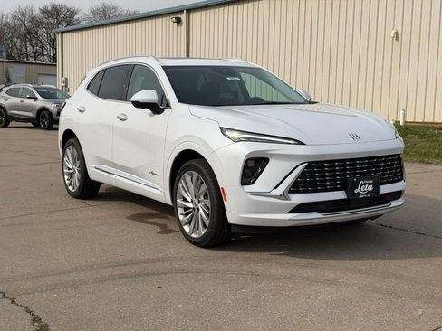 New 2026 Buick Envision Avenir image 1