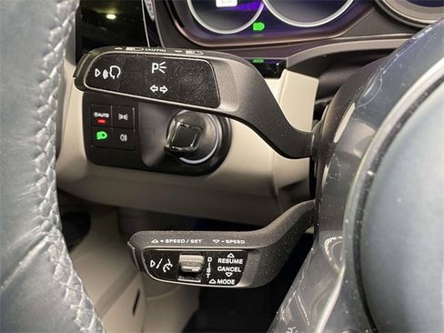 Used 2022 Porsche Cayenne GTS image 43